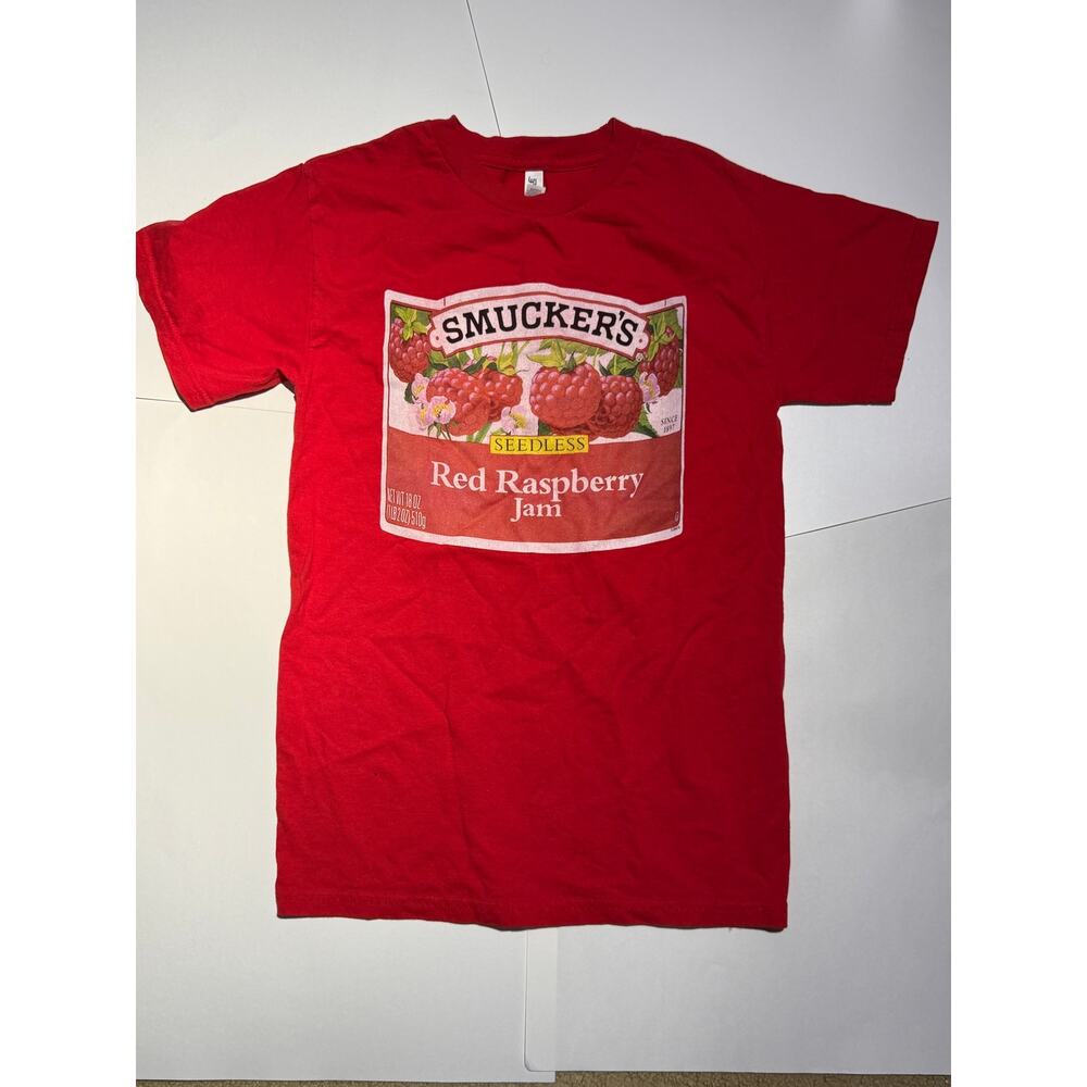 Smucker's Red Raspberry Jam Graphic T-Shirt (Red, Size Small)